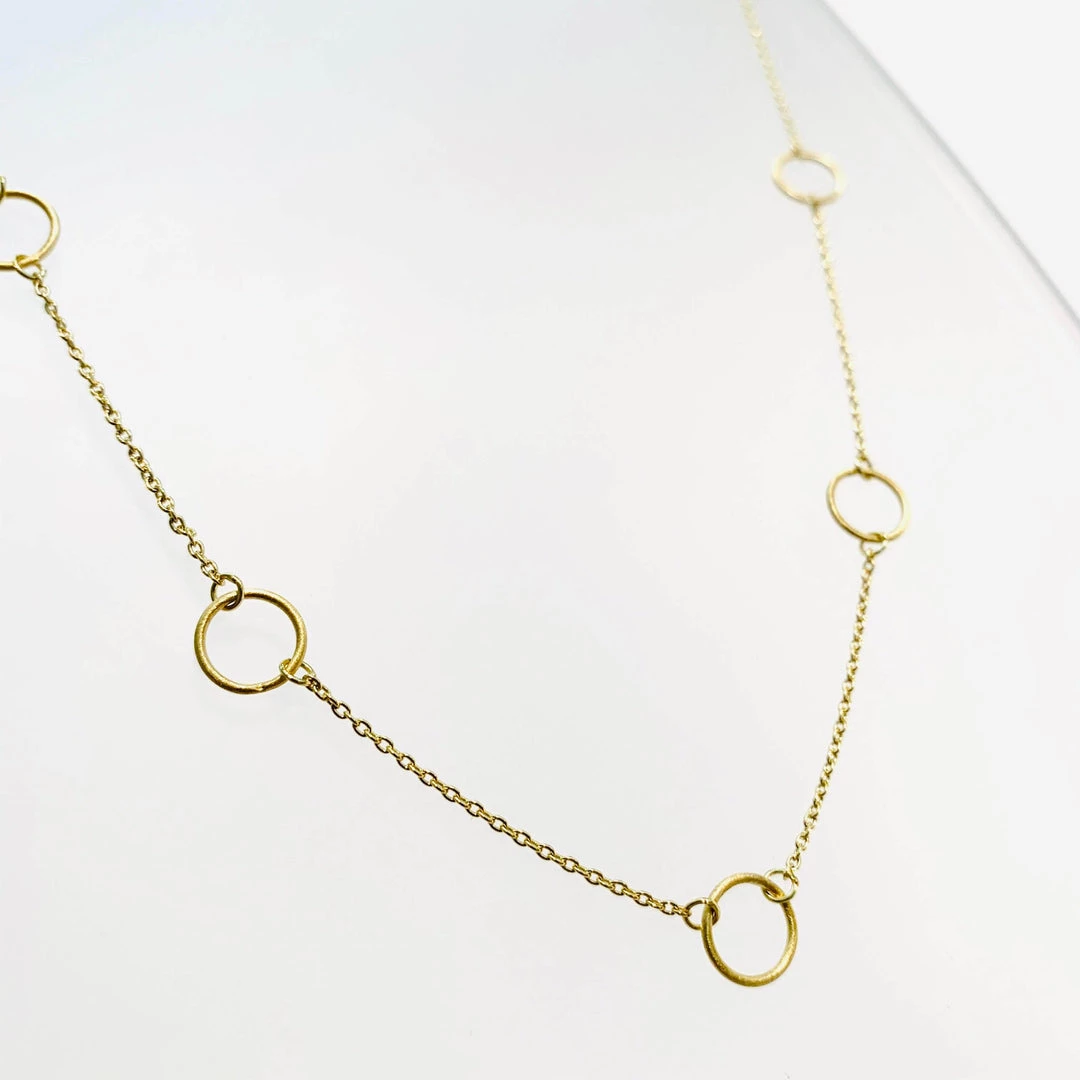 Mary K All Jewellery Gold 9 Circle Necklace