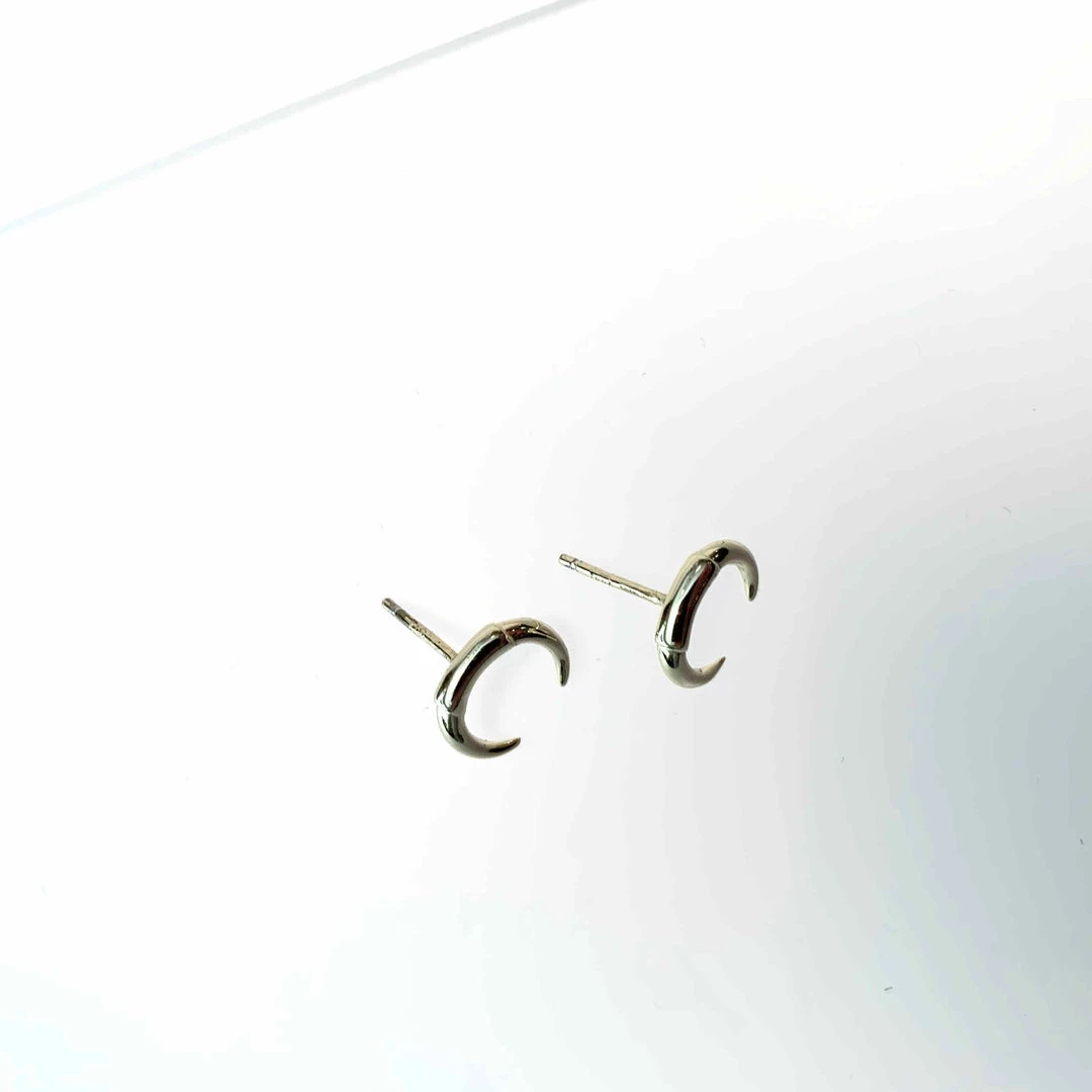 Mary K All Jewellery Gold Tusk Stud