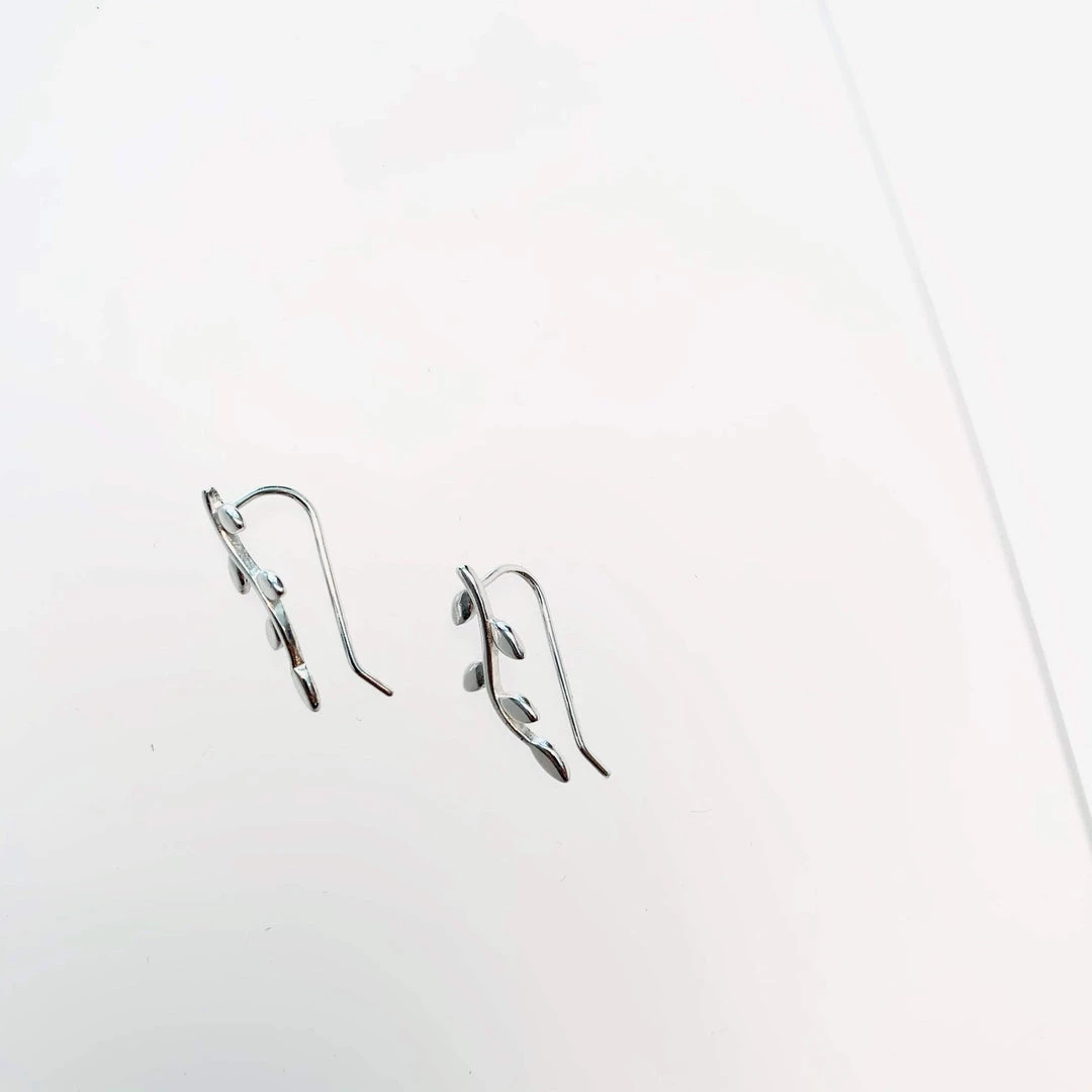 Mary K All Jewellery Silver Leaf Climber