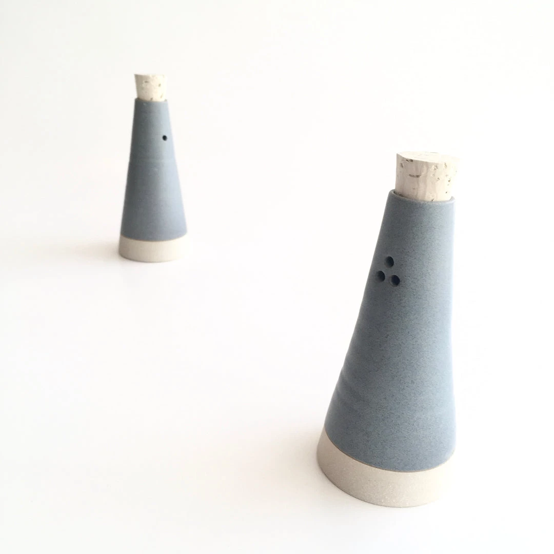 John Ryan Ceramics SALT & PEPPER Shakers - Soft Grey - Hand Thrown Contemporary Irish Pottery